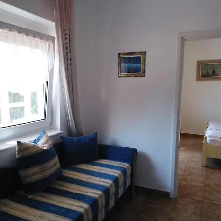Ferienhaus Mit Pool Und Direkter Zugang Zum See בית נופש Balatonmáriafürdő
