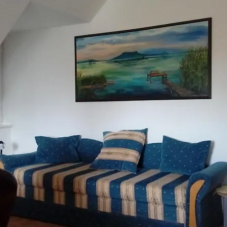 Ferienhaus Mit Pool Und Direkter Zugang Zum See * Balatonmáriafürdő
